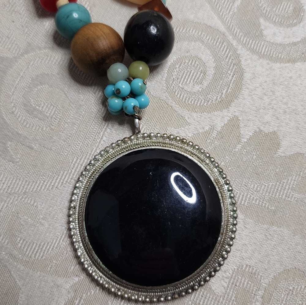 VINTAGE LANE BRYANT ARTISAN STATEMENT NECKLACE OVERSIZED PENDANT COLORFUL BEADS - Picture 9 of 10